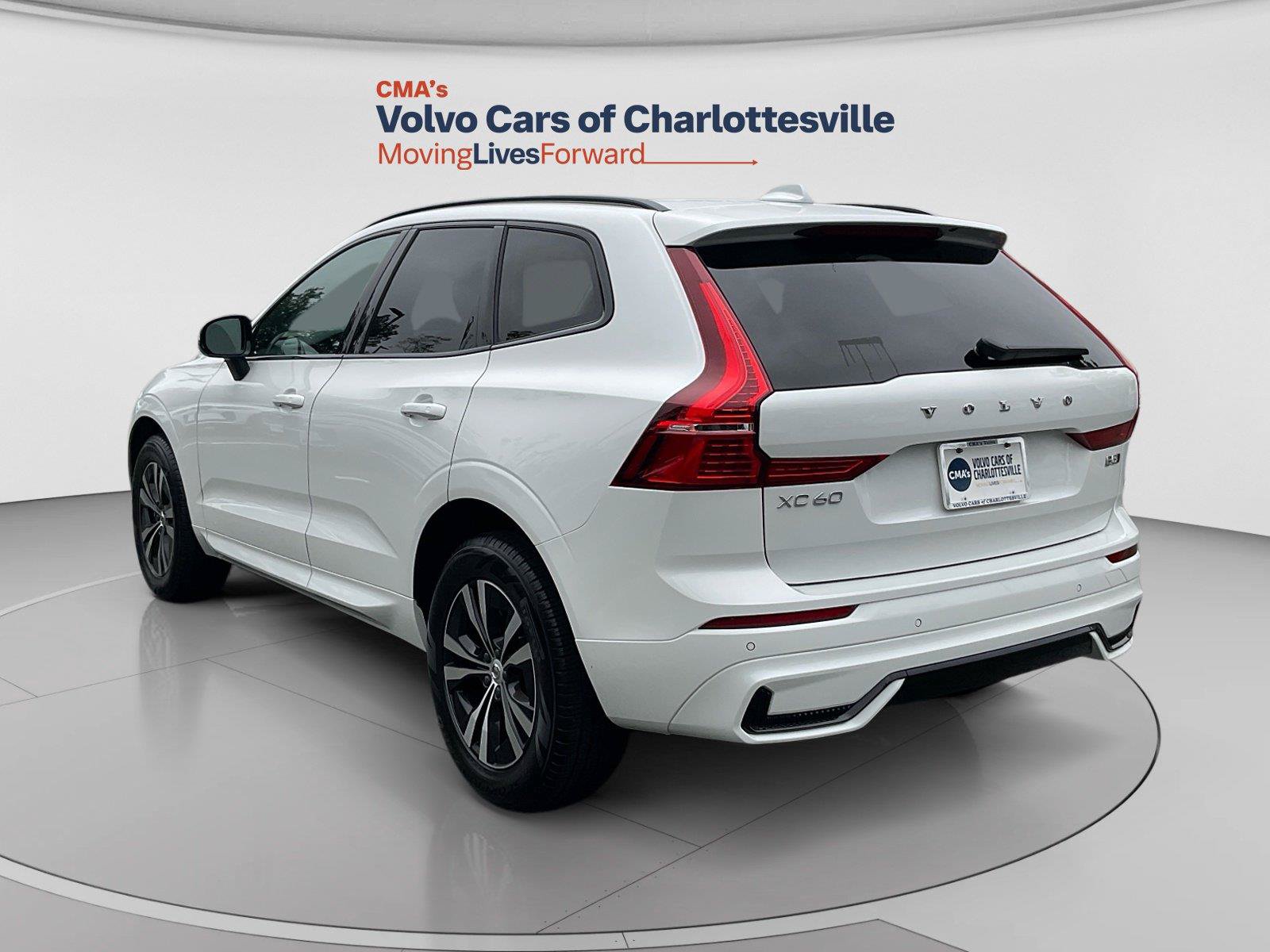 Certified 2025 Volvo XC60 B5 Core AWD/4WD image 3