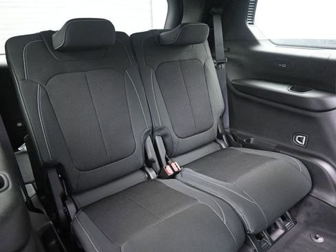 New 2026 Jeep Grand Cherokee L Laredo image 16