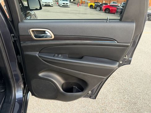 Used 2014 Jeep Grand Cherokee Limited w/ Trailer Tow Group IV RWD image 26