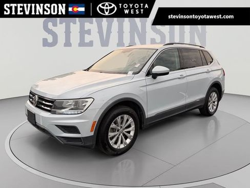Used 2018 Volkswagen Tiguan SE FWD image 1