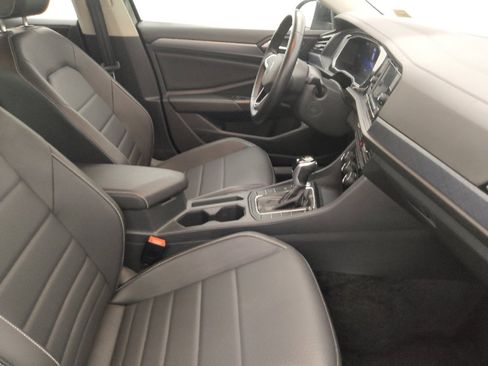 Used 2024 Volkswagen Jetta SE FWD image 21