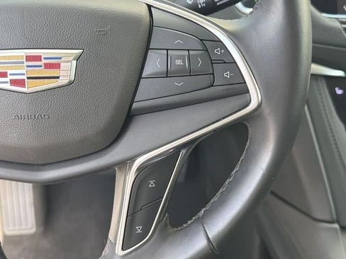 Used 2017 Cadillac XT5 Luxury w/ Driver Awareness Package FWD image 27