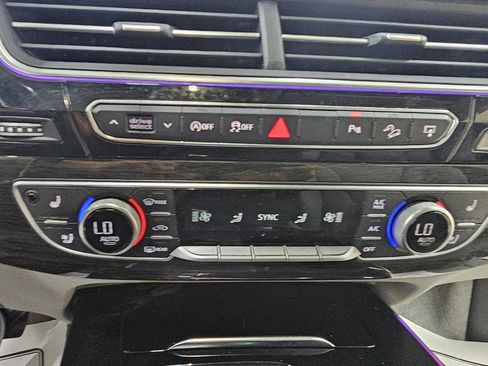 Used 2017 Audi Q7 3.0T Prestige image 36