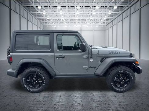 Used 2021 Jeep Wrangler Sport AWD/4WD image 6