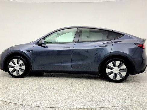 Used 2021 Tesla Model Y 2WD image 8