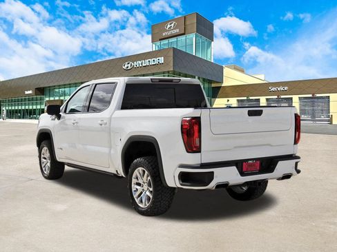 Used 2024 GMC Sierra 1500 AT4 w/ AT4 Premium Package AWD/4WD image 8