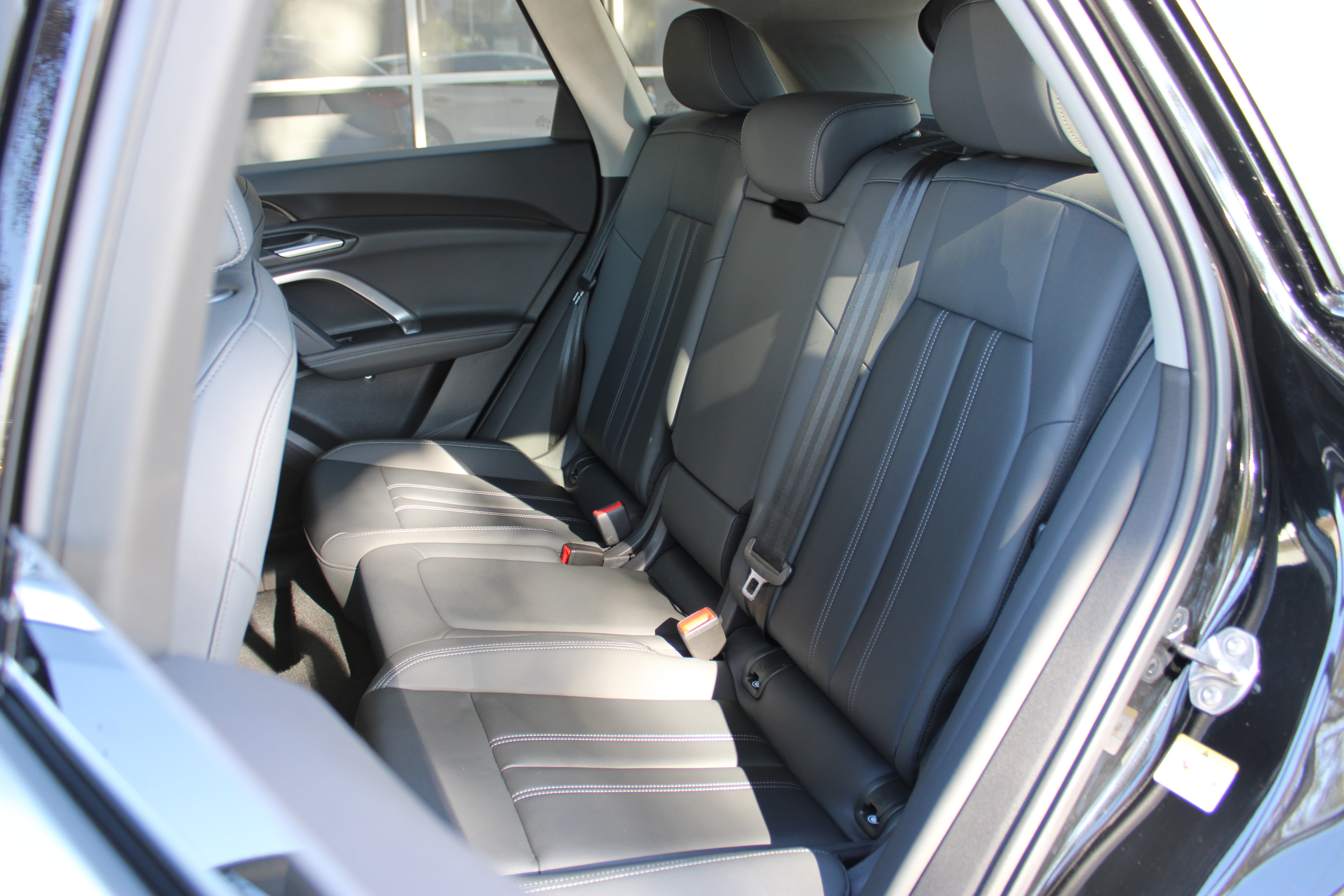 Certified 2025 Audi Q5 Premium w/ Convenience Package AWD/4WD image 23