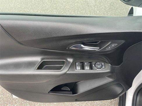 Certified 2022 Chevrolet Equinox LT image 19