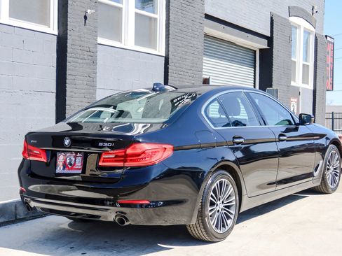 Used 2018 BMW 530i xDrive AWD/4WD image 4