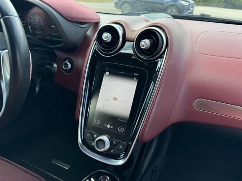 Used 2020 McLaren GT RWD image 39