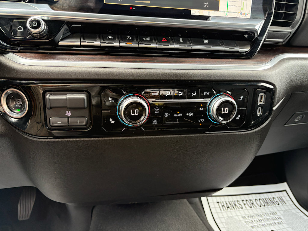 Used 2025 GMC Sierra 1500 SLT AWD/4WD image 12