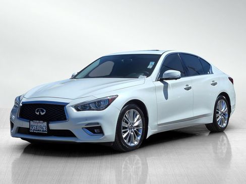 Used 2021 INFINITI Q50 Luxe w/ Cargo Package RWD image 9