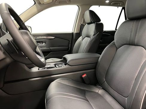 New 2025 Honda Pilot Elite image 15