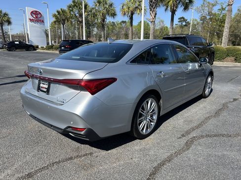 Used 2021 Toyota Avalon Limited w/ Advanced Safety Package image 10