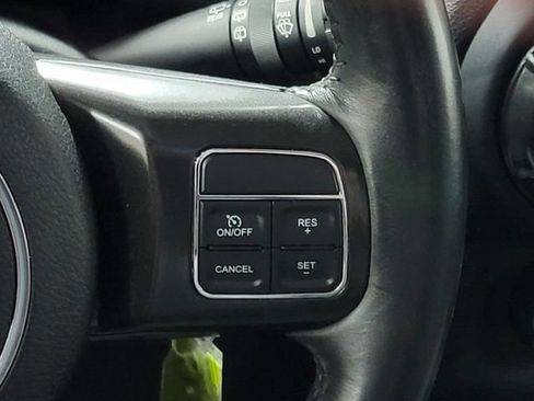 Used 2017 Jeep Wrangler Unlimited Rubicon AWD/4WD image 26