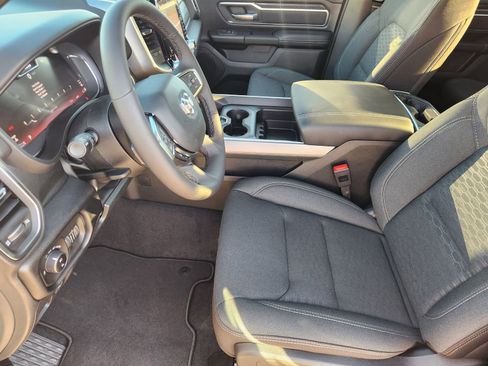 New 2026 RAM 1500 4x4 Crew Cab image 12