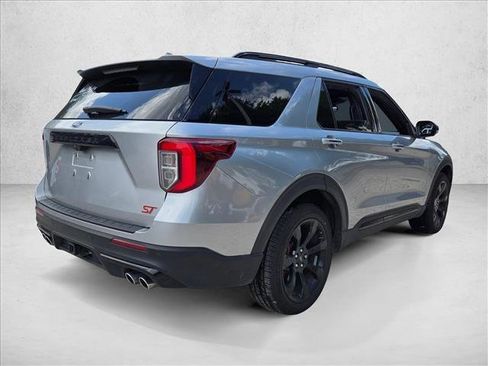 Used 2020 Ford Explorer ST w/ ST Street Pack AWD/4WD image 6