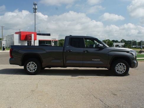 Used 2024 Toyota Tundra SR5 w/ SR5 Premium Package AWD/4WD image 22