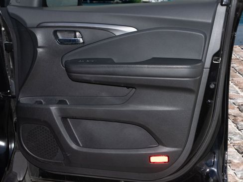 Used 2022 Honda Pilot EX-L image 33