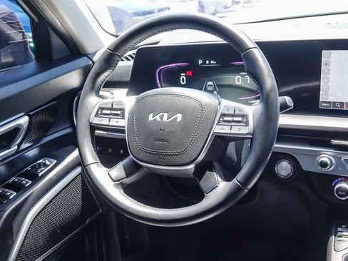 Certified 2023 Kia Telluride S w/ S Sunroof Package FWD image 15