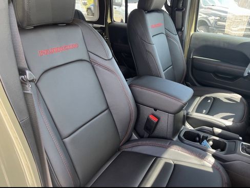 New 2026 Jeep Wrangler Unlimited Rubicon image 31