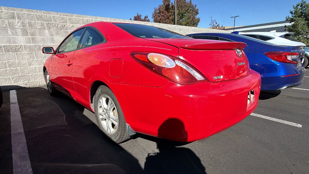 Used 2004 Toyota Solara SE FWD image 3