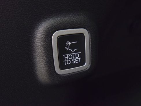 New 2026 Jeep Cherokee Limited AWD/4WD image 38