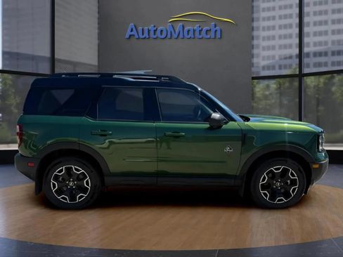 Used 2025 Ford Bronco Sport Outer Banks w/ Outer Banks Tech Package+ AWD/4WD image 11