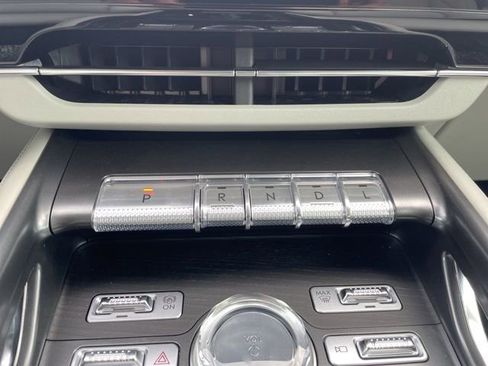 New 2026 Lincoln Nautilus Reserve image 16