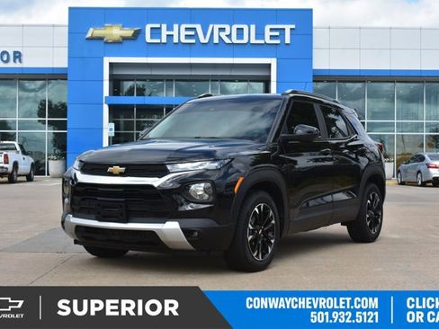 Used 2023 Chevrolet TrailBlazer LT FWD image 1