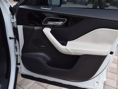Used 2019 Jaguar F-PACE R-Sport AWD/4WD image 75