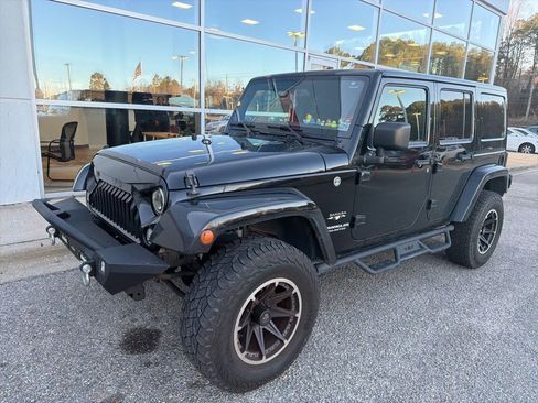 Used 2016 Jeep Wrangler Unlimited Sahara w/ Connectivity Group image 1
