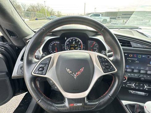 Used 2016 Chevrolet Corvette Z06 w/ 3LZ Preferred Equipment Group RWD image 15
