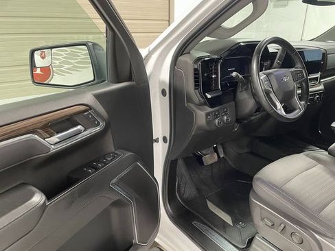 Used 2024 Chevrolet Silverado 1500 RST w/ Max Trailering Package AWD/4WD image 10