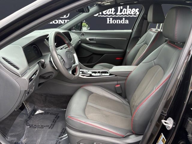 Used 2023 Hyundai Sonata SEL Plus w/ Preferred Accessory Package FWD image 9