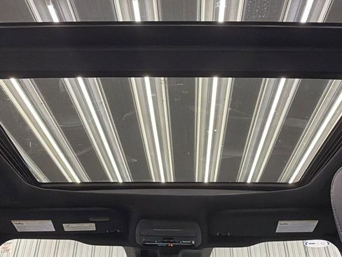 Used 2025 Ford F150 Lariat image 33