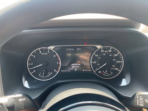 Used 2021 Nissan Rogue SV FWD image 14