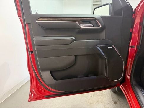 New 2026 GMC Sierra 1500 Elevation w/ Elevation Premium Package image 9