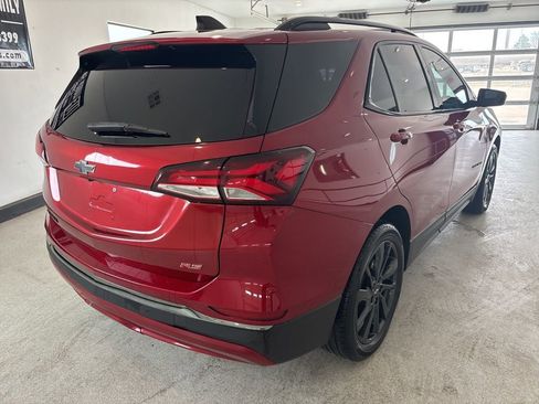 Used 2022 Chevrolet Equinox RS FWD image 22