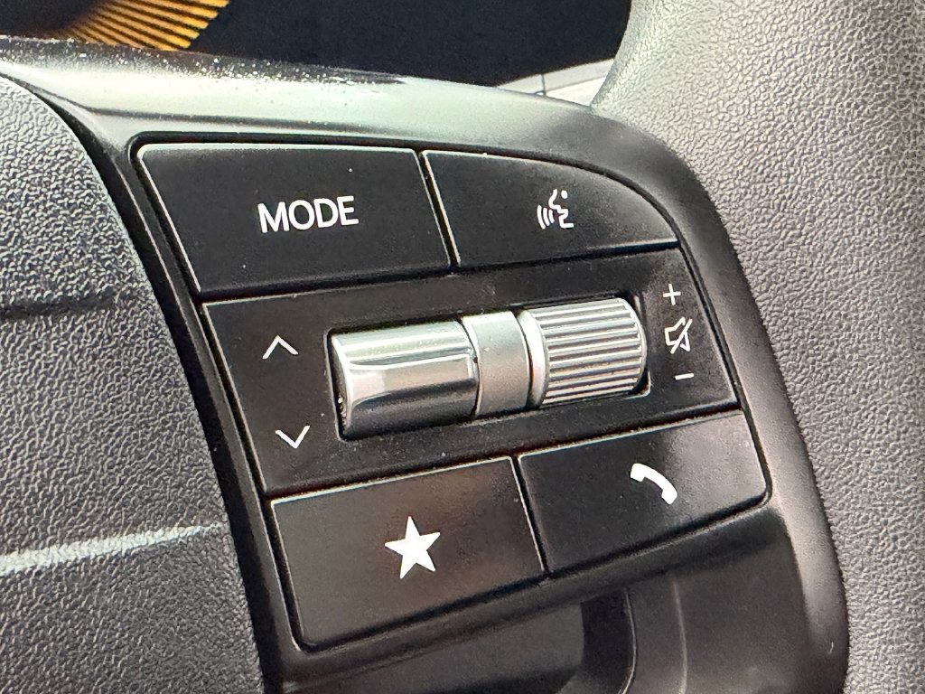Used 2025 Kia K4 FWD image 29