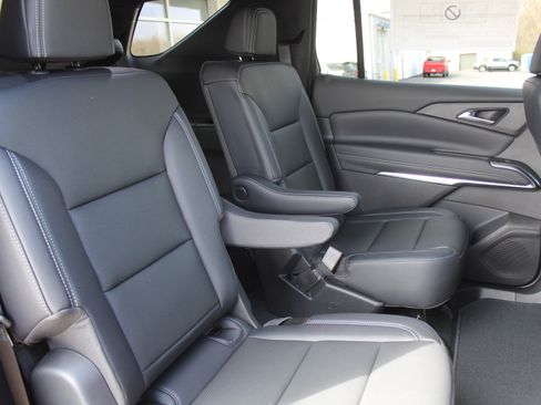 New 2026 Chevrolet Traverse LT image 16