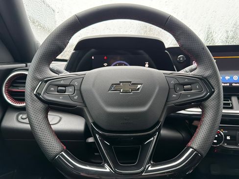 New 2026 Chevrolet Trax RS w/ Sunroof Package image 20