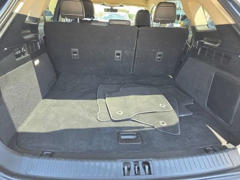 Used 2021 Lincoln Nautilus FWD w/ Equipment Group 101A image 12
