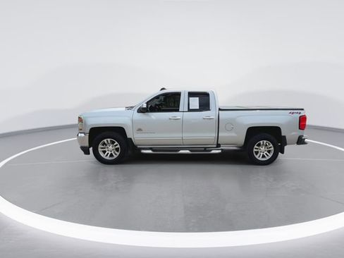 Used 2018 Chevrolet Silverado 1500 LT w/ All Star Edition AWD/4WD image 6