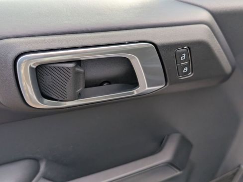 New 2025 Ford Bronco Outer Banks image 24