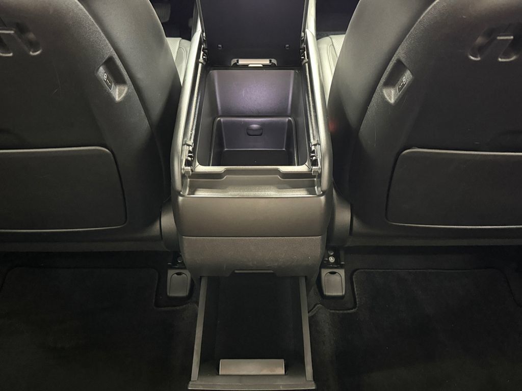 Used 2024 Hyundai Santa Fe SEL FWD image 31