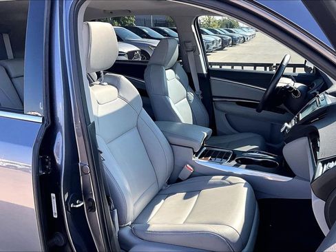 Certified 2018 Acura MDX FWD w/ Technology Package image 9