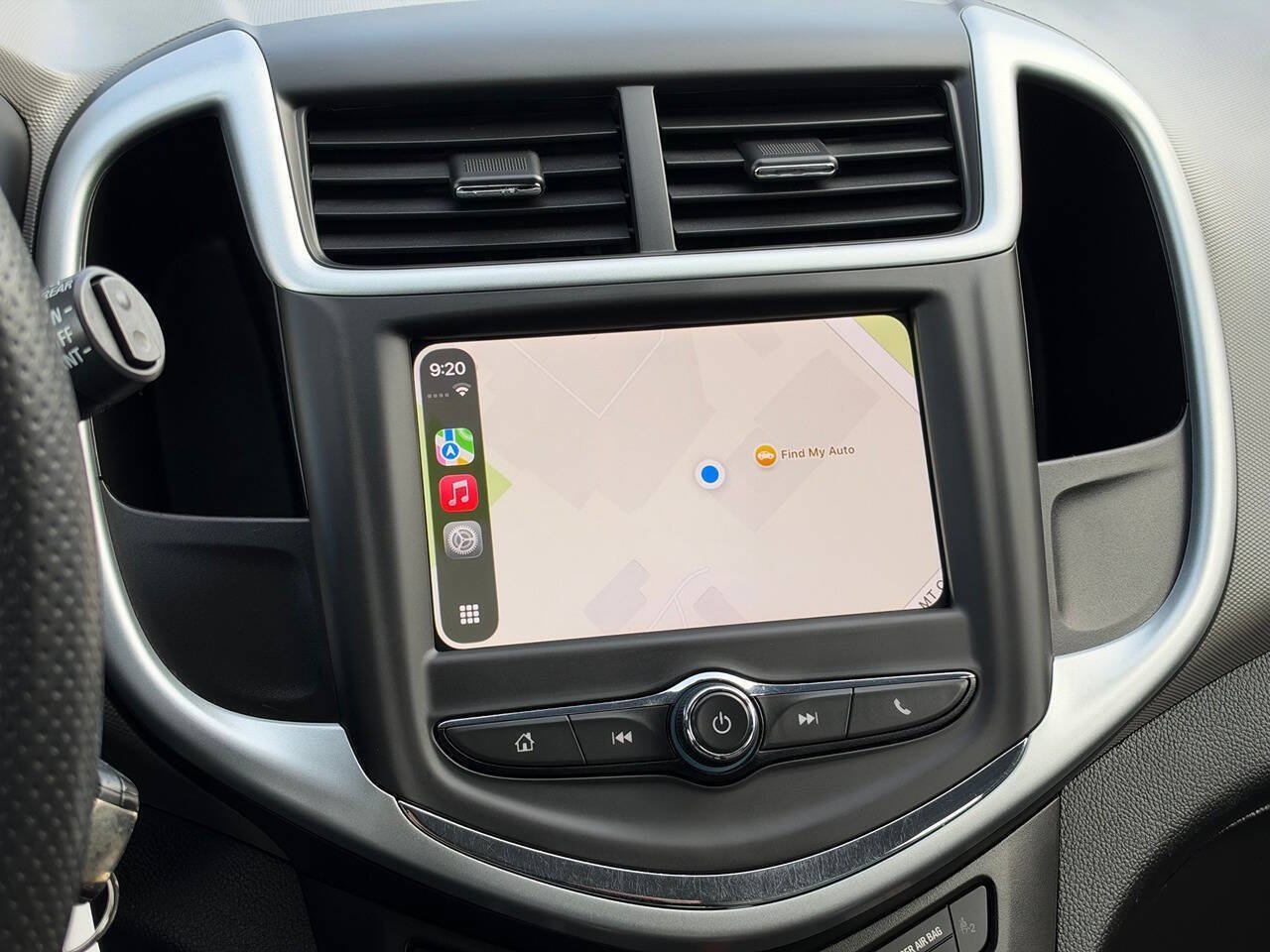 Used 2018 Chevrolet Sonic LT FWD image 18