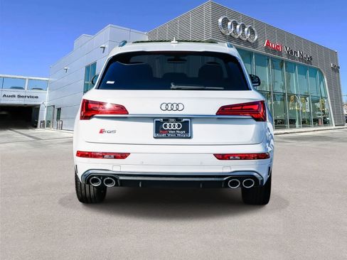 Used 2023 Audi SQ5 Premium Plus w/ Premium Plus Package image 3