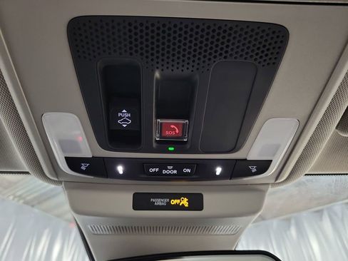 Used 2023 Honda Accord EX image 21